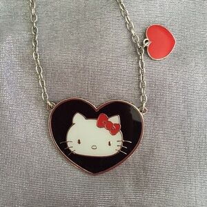 ❤️Hello Kitty Heart & Charm Necklace💖